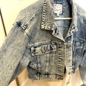 WINDSOR cropped denim jacket
